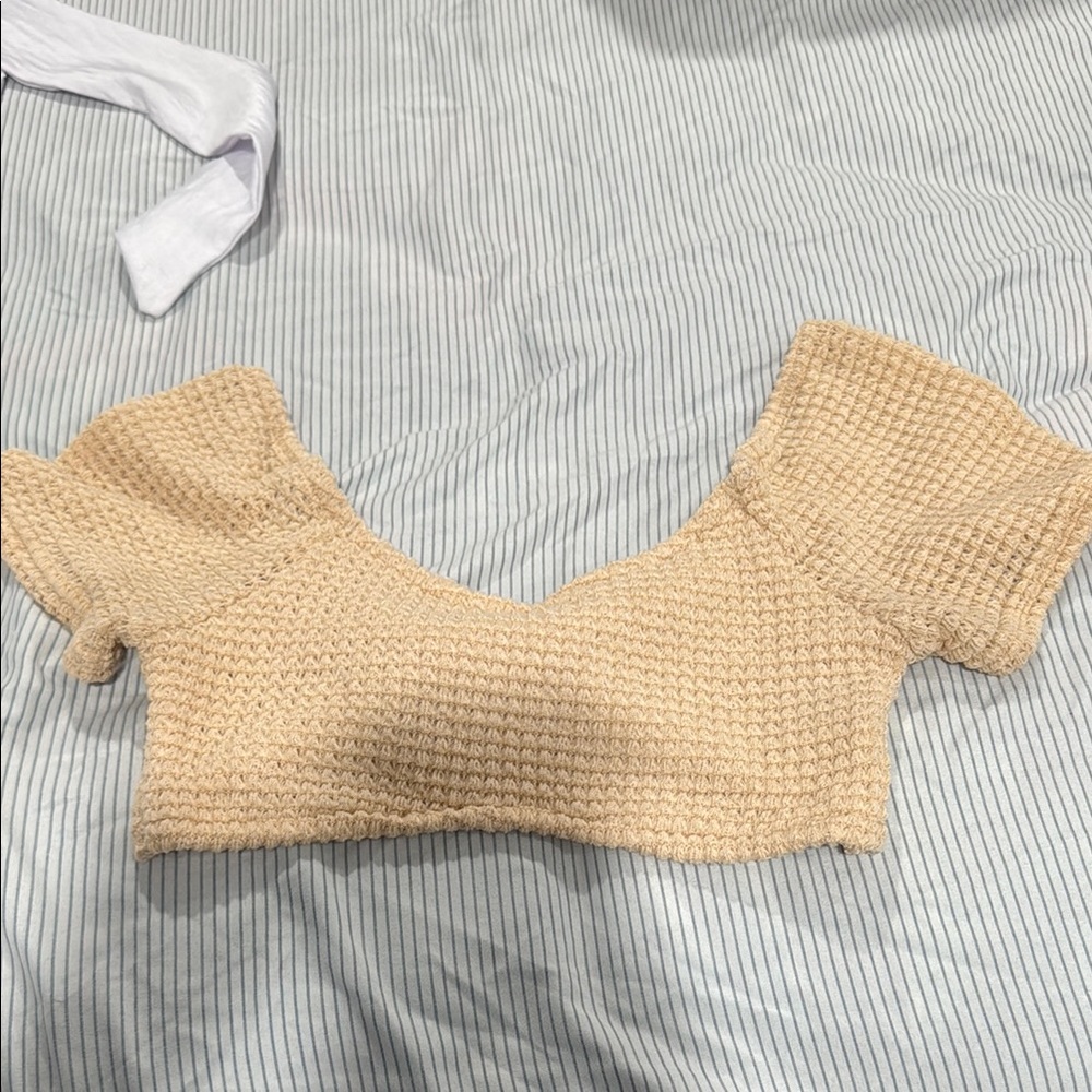 SHEIN Beige Knit Crop Top